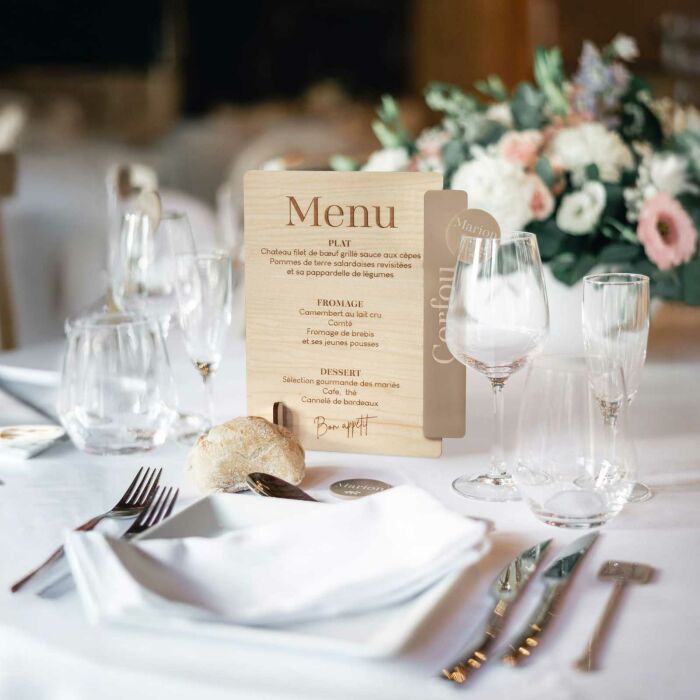 Menu mariage personnalisé bois 14x20 cm et nom de table acrylique beige - Bohème