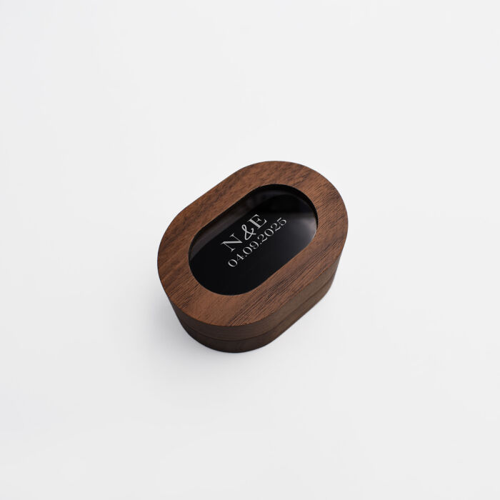Boîte à alliances mariage personnalisée ovale bois 9,7x5x2,8 cm - Bohème