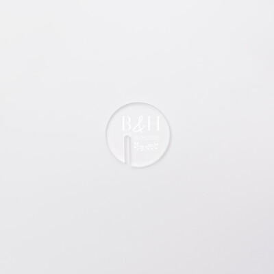 Marque-verre personnalisé initiales mariés acrylique givré 40x40 - Bohème