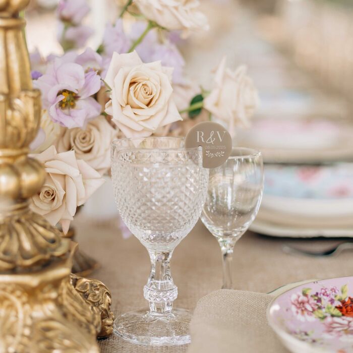 Marque-verre mariage personnalisé initiales mariés acrylique beige 4x4 cm - Bohème