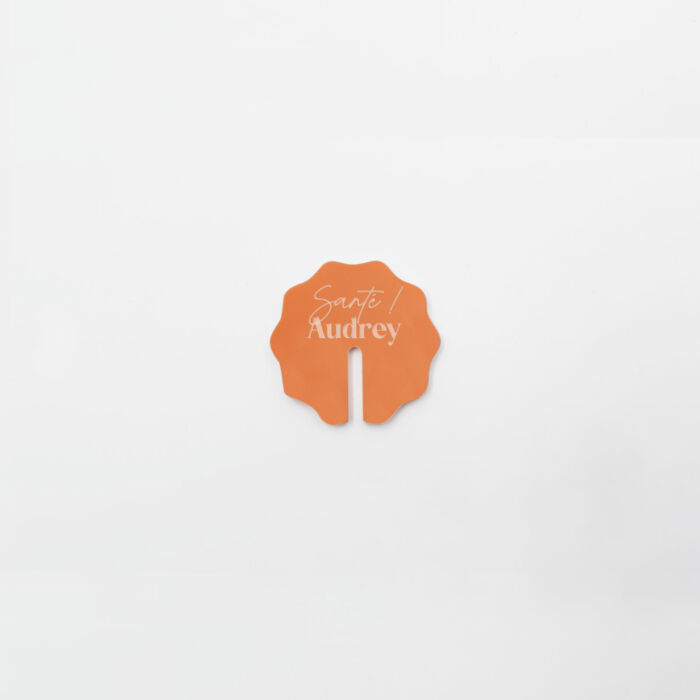 Marque-verre personnalisé prénoms invités acrylique orange 36x35 mm - Pop