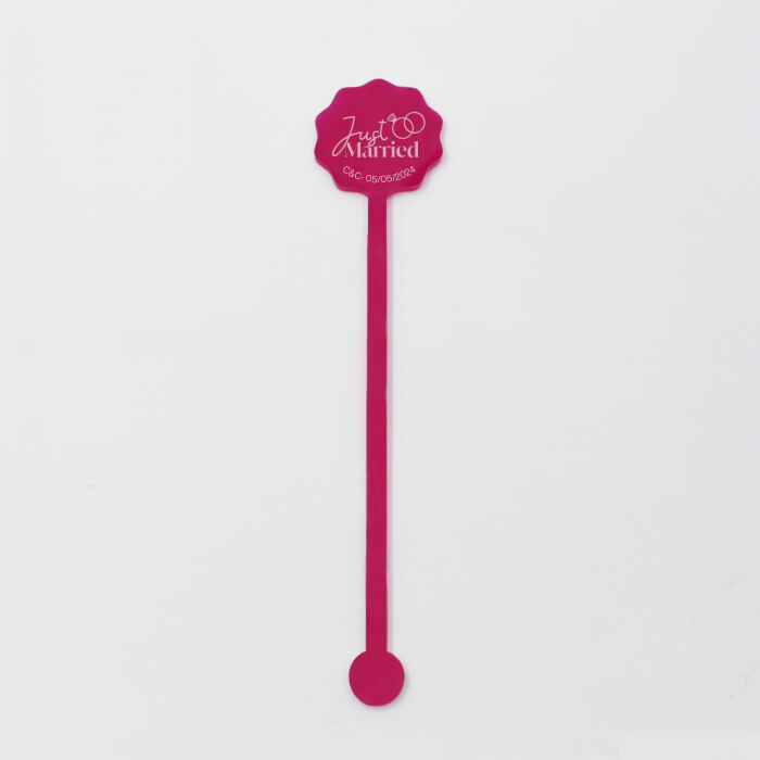 Touillette illustrée mariage acrylique fuchsia 35x164 mm - Pop