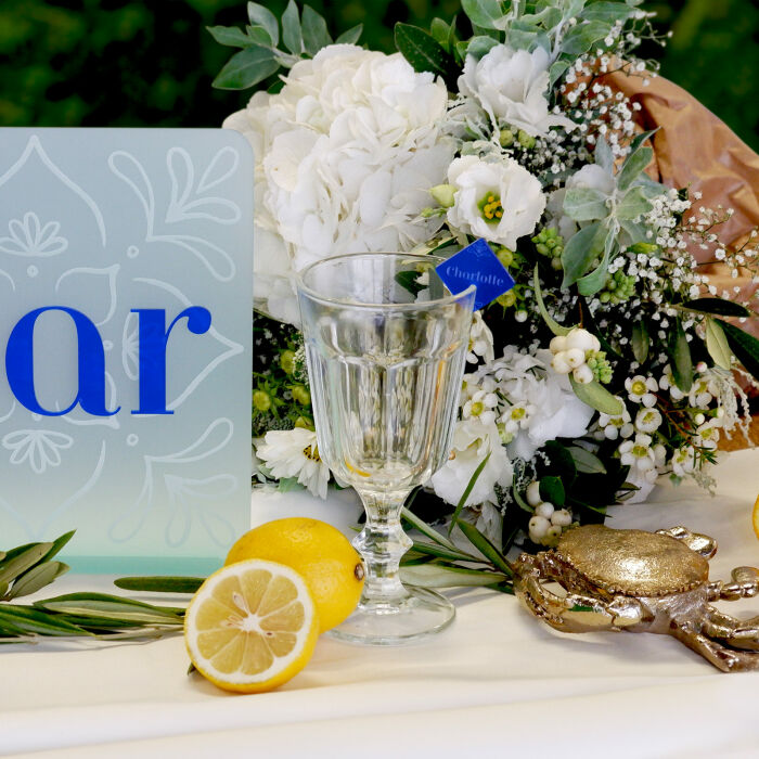 Marque-verre personnalisé prénoms invités acrylique bleu givré 3,5x3,8 cm - Blue Mediterraneo