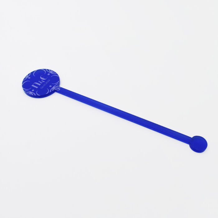 Touillette personnalisée initiales mariés acrylique bleu givré 3x16 cm - Blue Mediterraneo