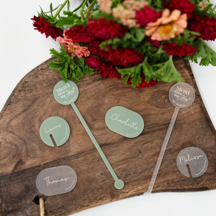 Marque-place mariage personnalisé acrylique vert 5,3x3,5 cm - Garden
