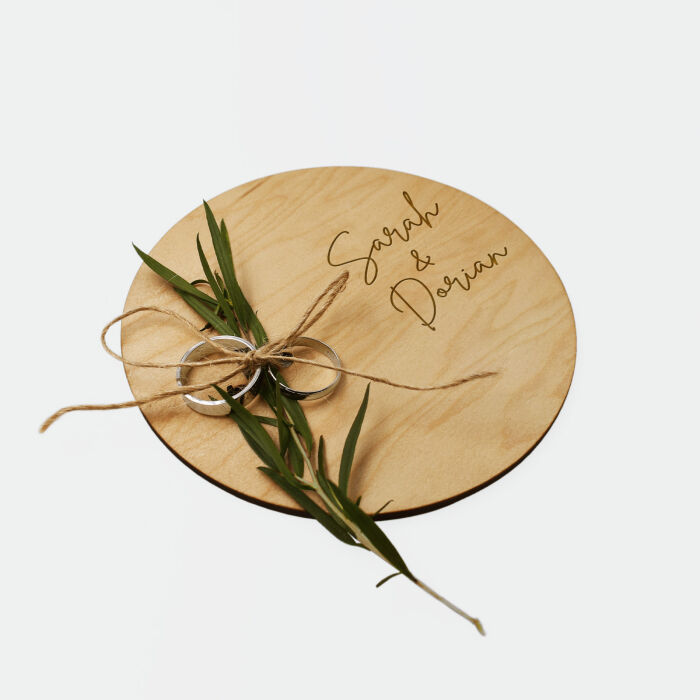 Porte-alliances mariage personnalisé prénoms mariés bois 13x13 cm - Terracotta