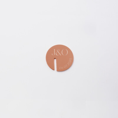 Marque-verre mariage personnalisé initiales mariés acrylique terre brûlée 4x4 cm - Terracotta