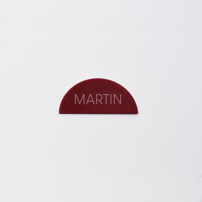 Marque-place mariage personnalisé acrylique rouge carmin 3,5x3,5 cm - Terracotta