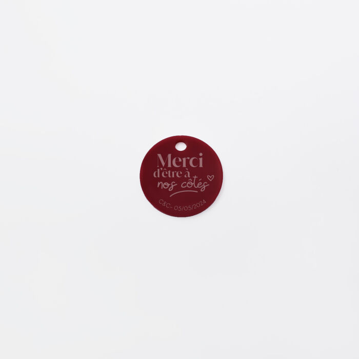 Etiquette cadeau mariage personnalisée illustration acrylique rouge carmin 3,5x3,5 cm - Terracotta